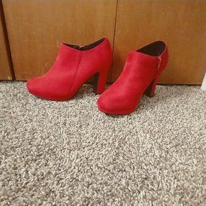 Red Suede Allegra K Chunky Heel Ankle Booties, size 7.5